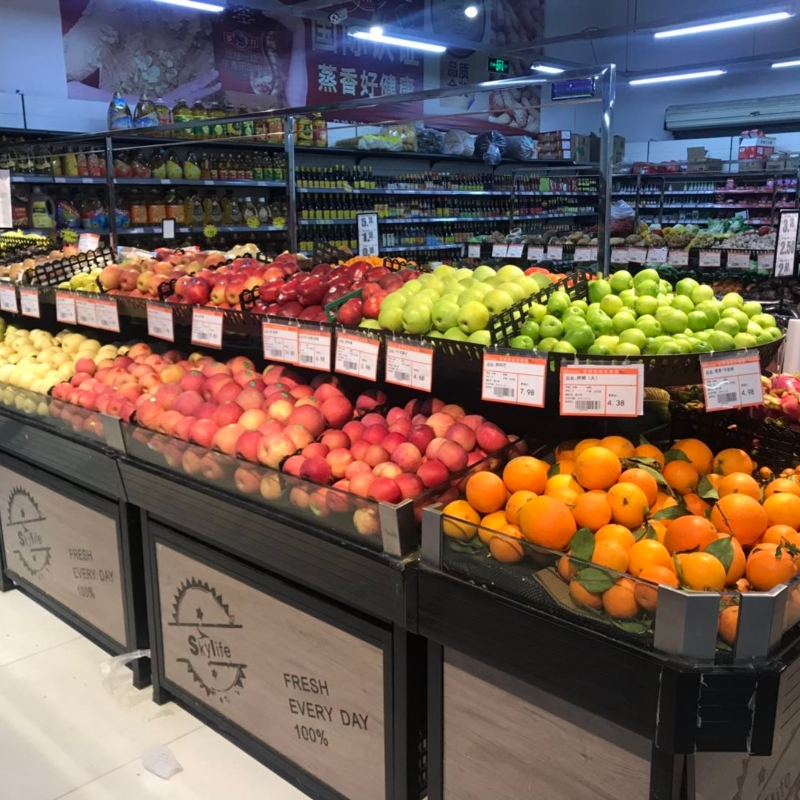 Supermarket fruit and vegetable display racks